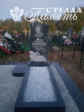 Вертикальный гранитный памятник 1186