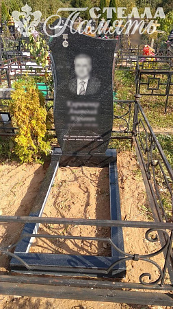 Вертикальный гранитный памятник 1149