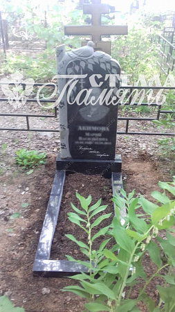 Вертикальный гранитный памятник 1243