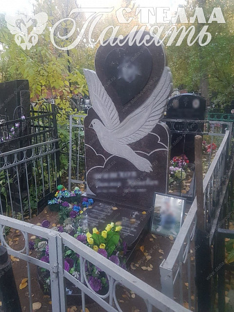Вертикальный гранитный памятник 1260